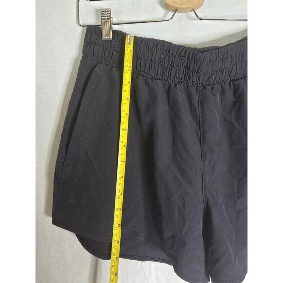Under Armour Women's UA Vanish 3" Athletic Shorts Size LARGE Black - Picture 5 of 7